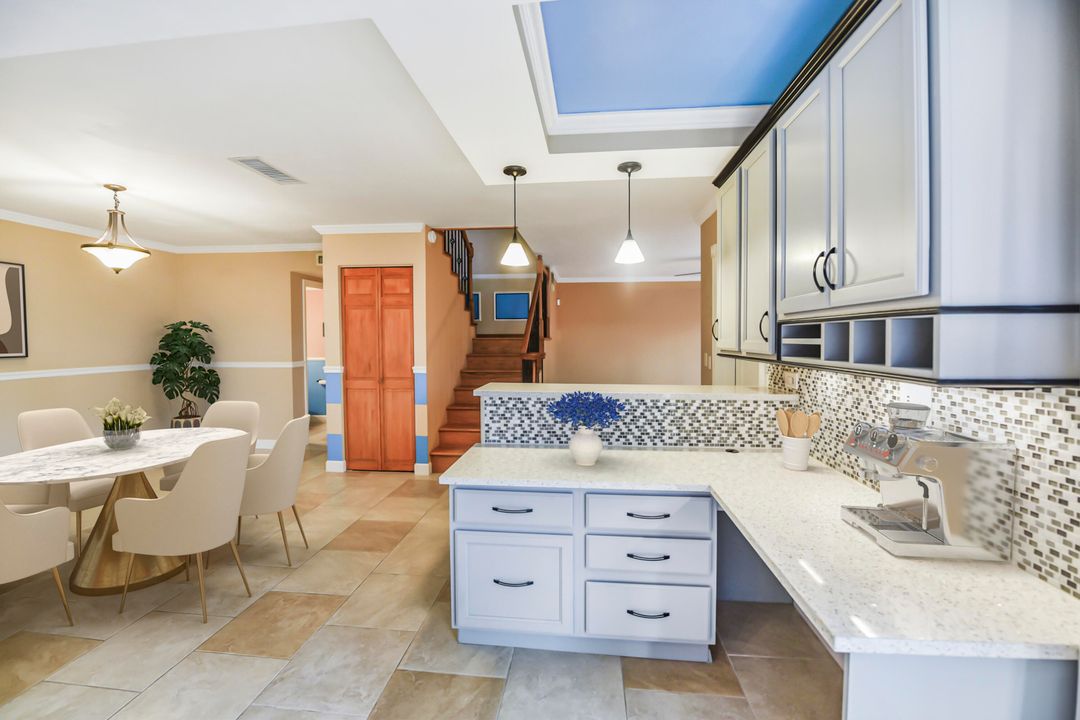 For Sale: $359,000 (3 beds, 2 baths, 1722 Square Feet)