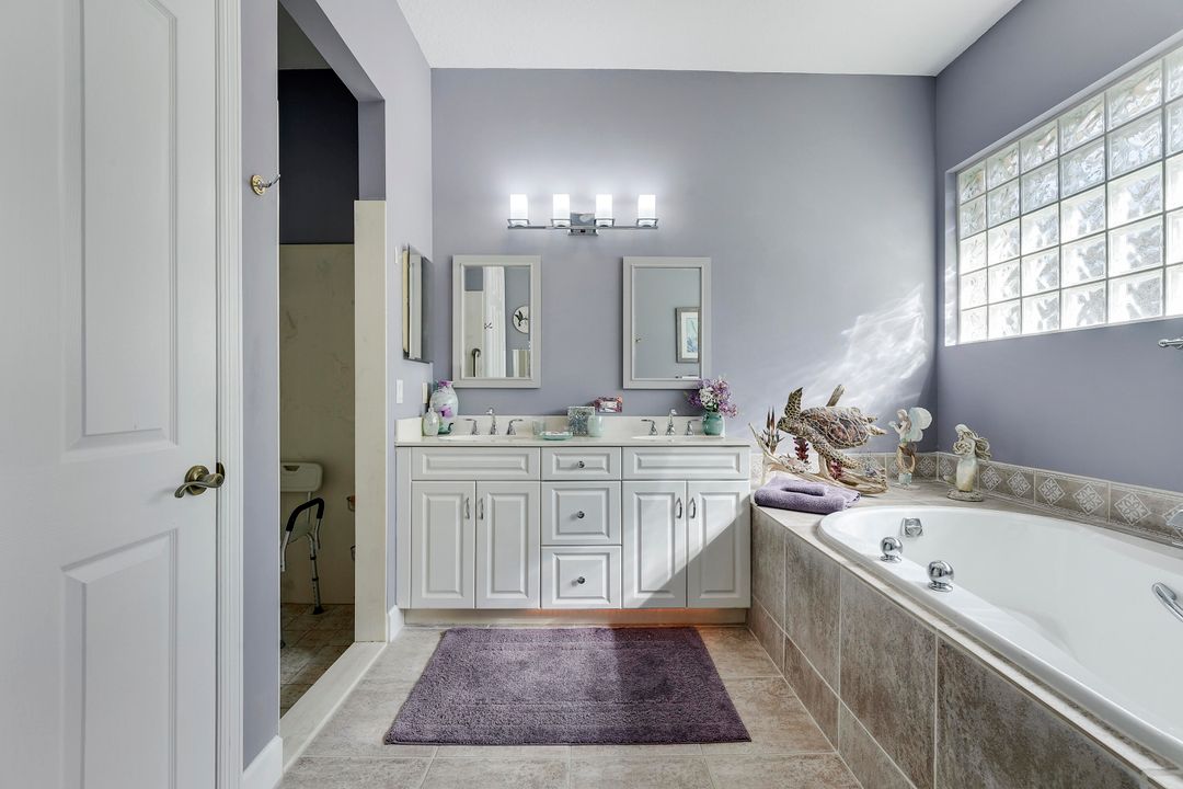 待售: $949,000 (4 贝兹, 2 浴室, 2085 平方英尺)