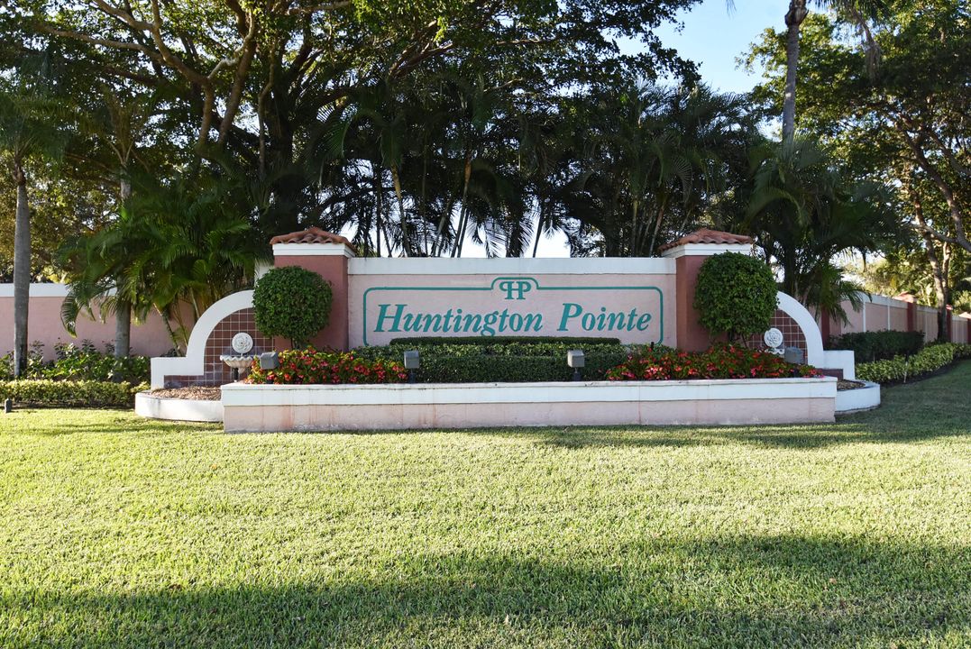 For Sale: $389,900 (2 beds, 2 baths, 1460 Square Feet)