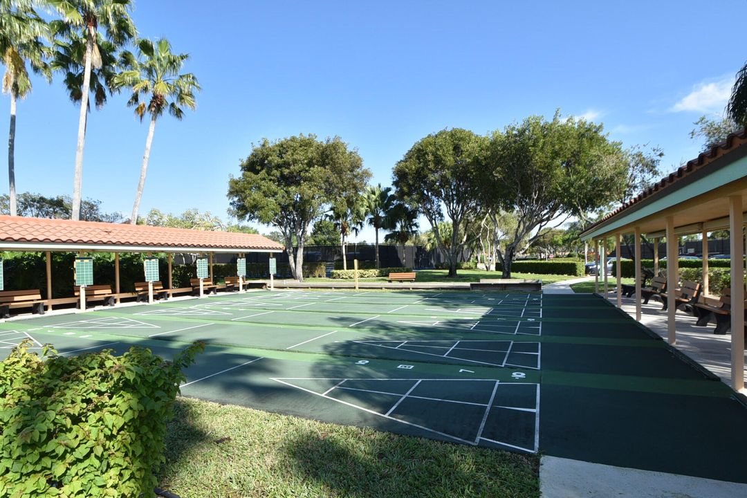 For Sale: $389,900 (2 beds, 2 baths, 1460 Square Feet)