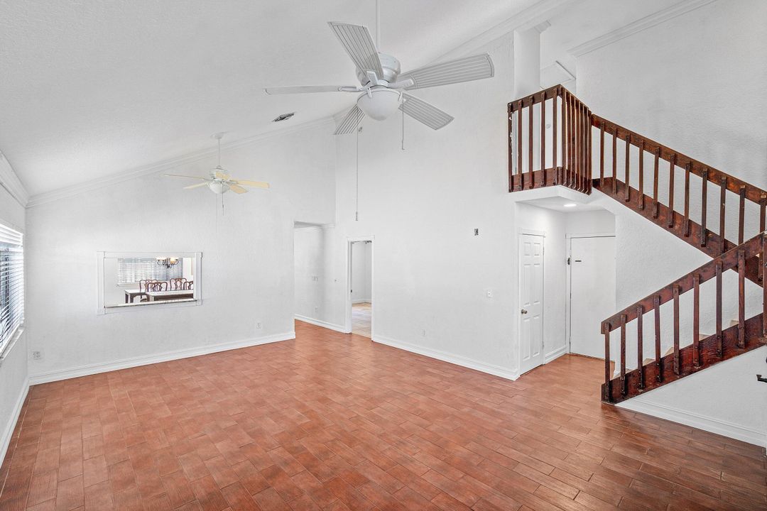 For Sale: $429,900 (3 beds, 2 baths, 1672 Square Feet)