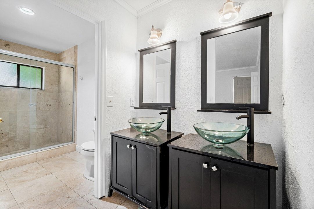 For Sale: $429,900 (3 beds, 2 baths, 1672 Square Feet)