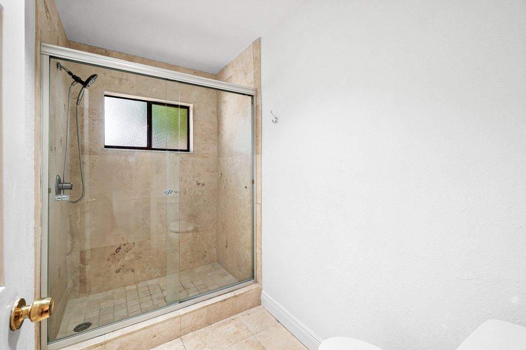 For Sale: $429,900 (3 beds, 2 baths, 1672 Square Feet)