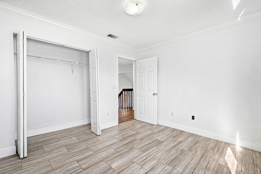 For Sale: $429,900 (3 beds, 2 baths, 1672 Square Feet)