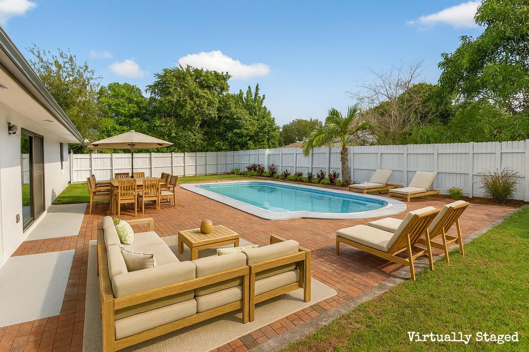 For Sale: $639,900 (3 beds, 2 baths, 1346 Square Feet)