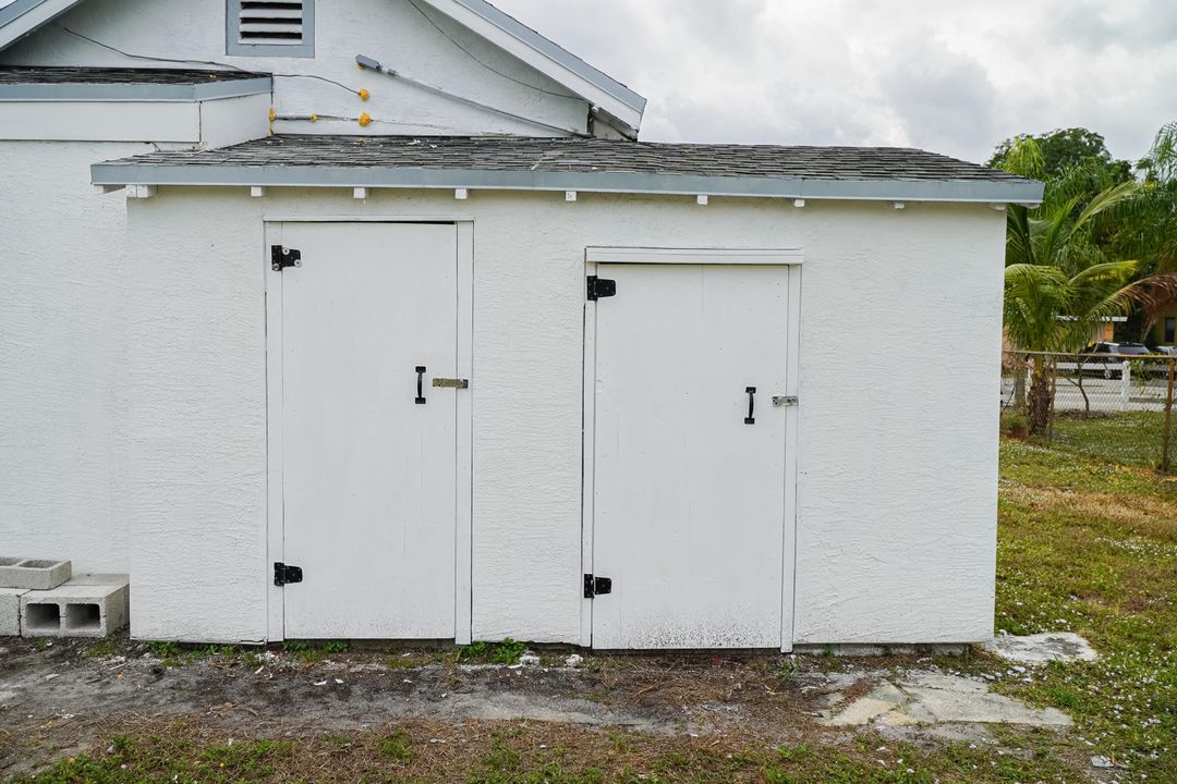 待售: $279,000 (2 贝兹, 1 浴室, 552 平方英尺)