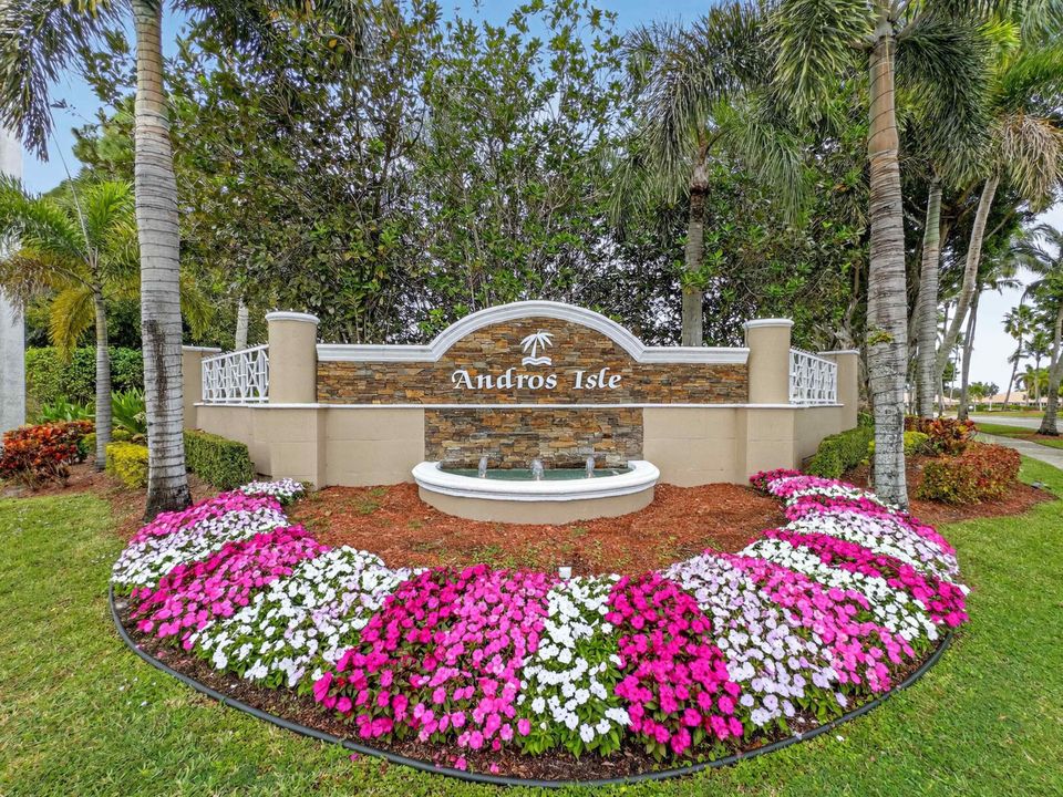 出租: $3,500 (3 贝兹, 2 浴室, 2237 平方英尺)