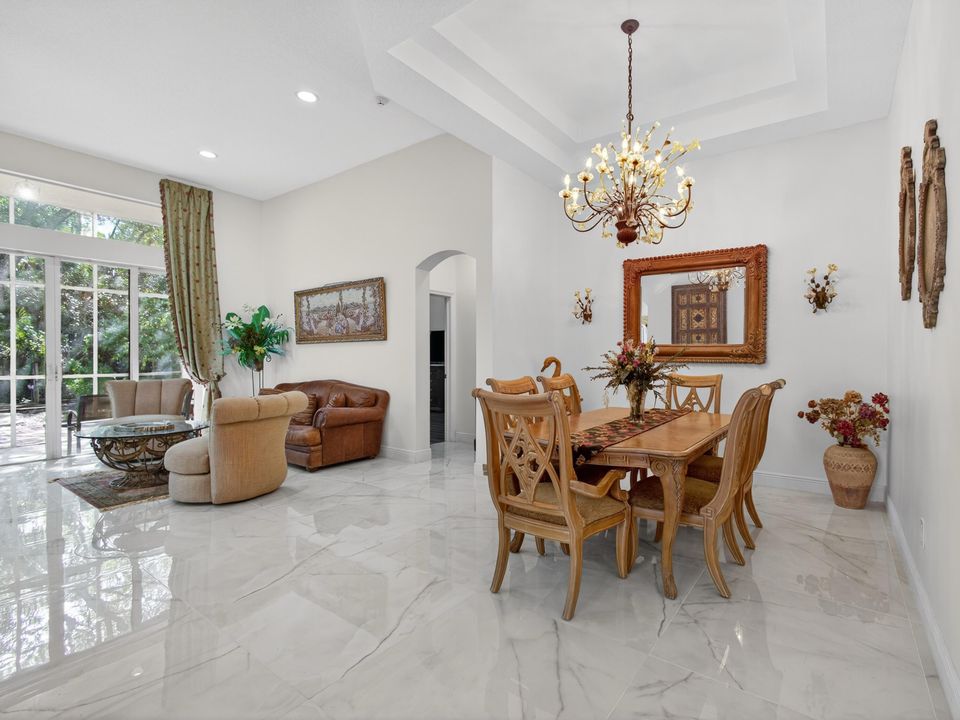 出租: $3,500 (3 贝兹, 2 浴室, 2237 平方英尺)