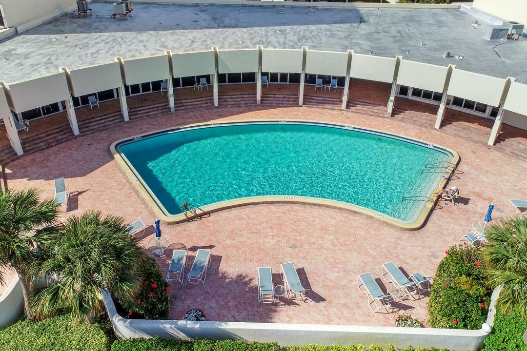 For Rent: $5,500 (2 beds, 2 baths, 1244 Square Feet)