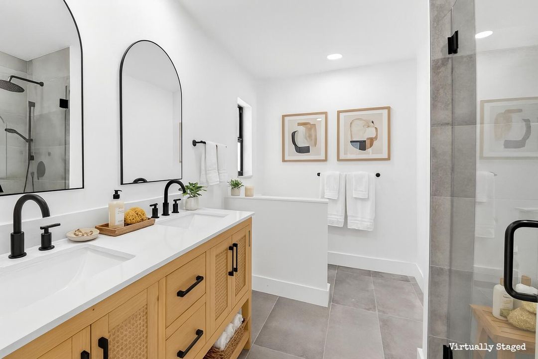 For Sale: $639,900 (3 beds, 2 baths, 1346 Square Feet)