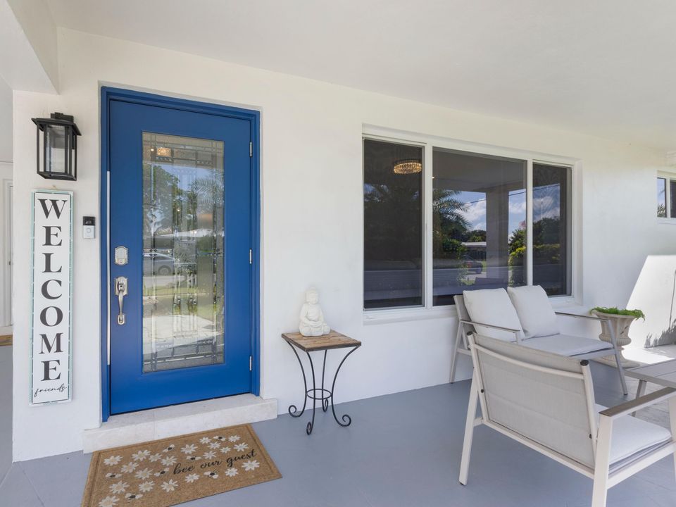 出租: $3,995 (3 贝兹, 2 浴室, 1498 平方英尺)