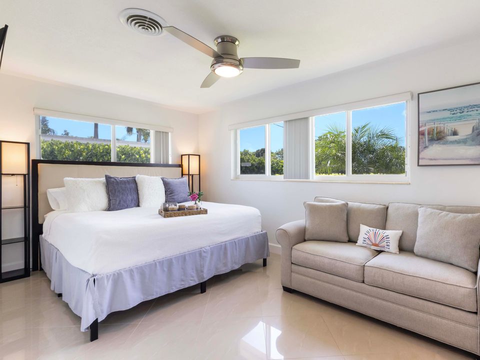 出租: $3,995 (3 贝兹, 2 浴室, 1498 平方英尺)