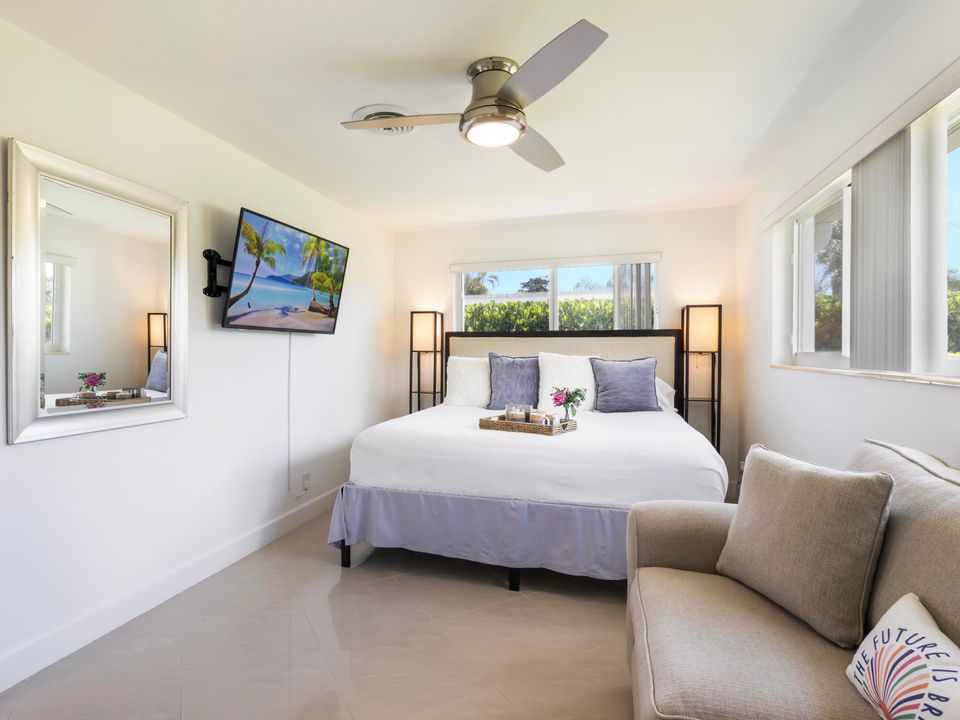 出租: $3,995 (3 贝兹, 2 浴室, 1498 平方英尺)