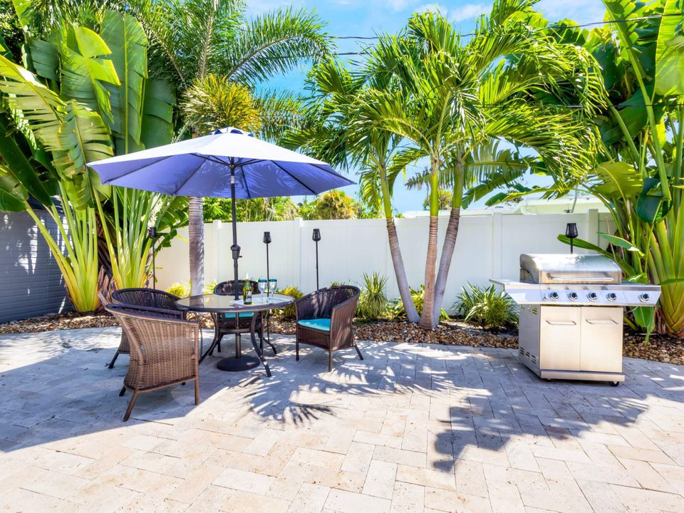 出租: $3,995 (3 贝兹, 2 浴室, 1498 平方英尺)