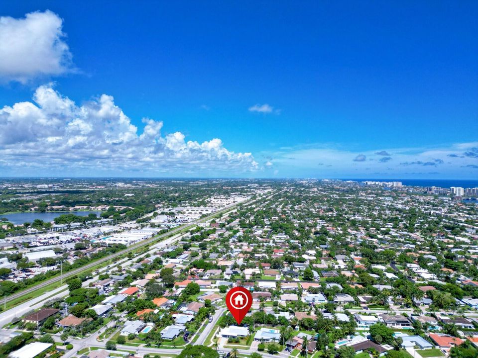 出租: $3,995 (3 贝兹, 2 浴室, 1498 平方英尺)