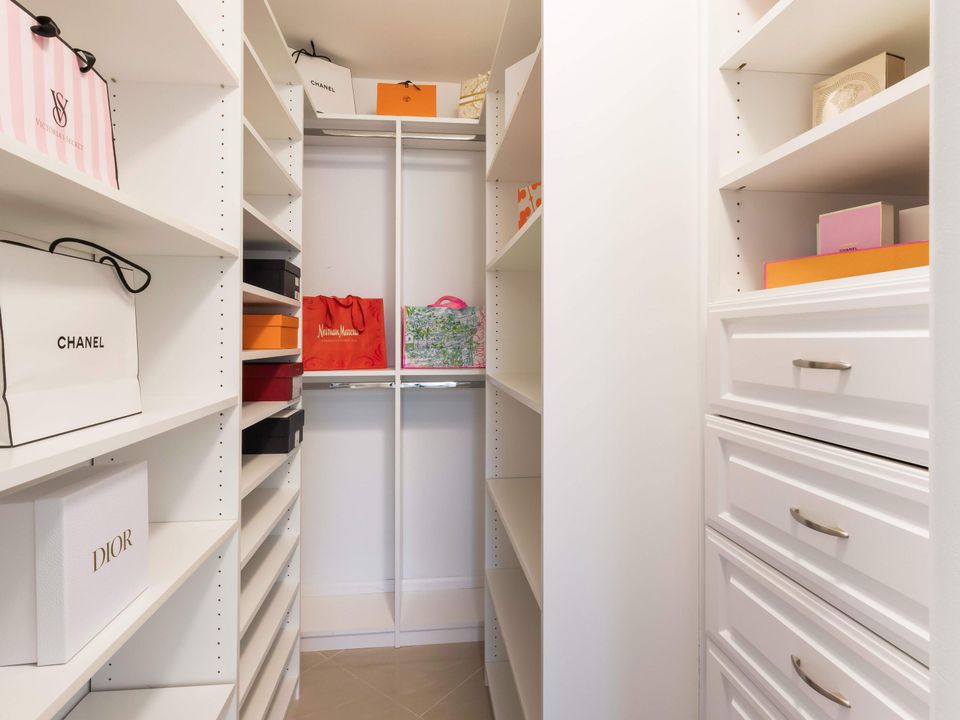 出租: $3,995 (3 贝兹, 2 浴室, 1498 平方英尺)