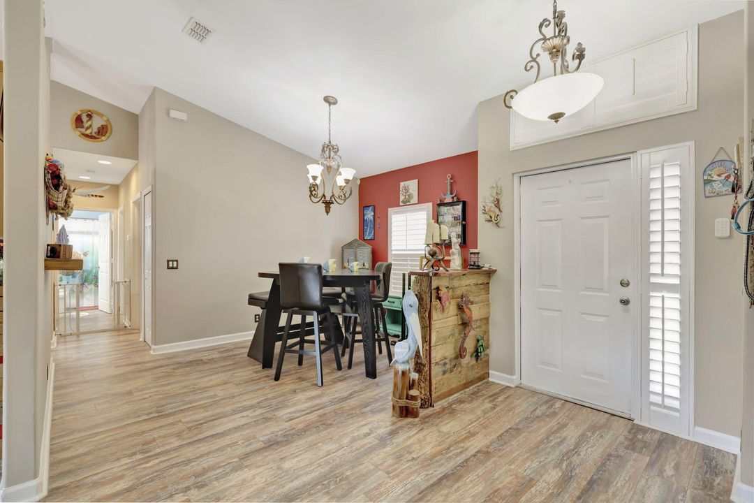 For Sale: $395,000 (3 beds, 2 baths, 1691 Square Feet)
