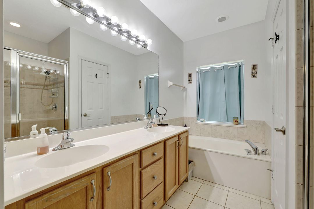 For Sale: $395,000 (3 beds, 2 baths, 1691 Square Feet)