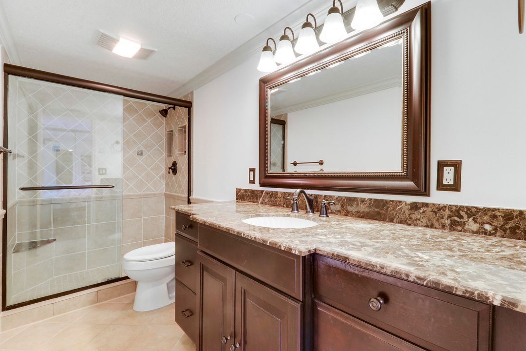 待售: $375,000 (2 贝兹, 2 浴室, 1320 平方英尺)