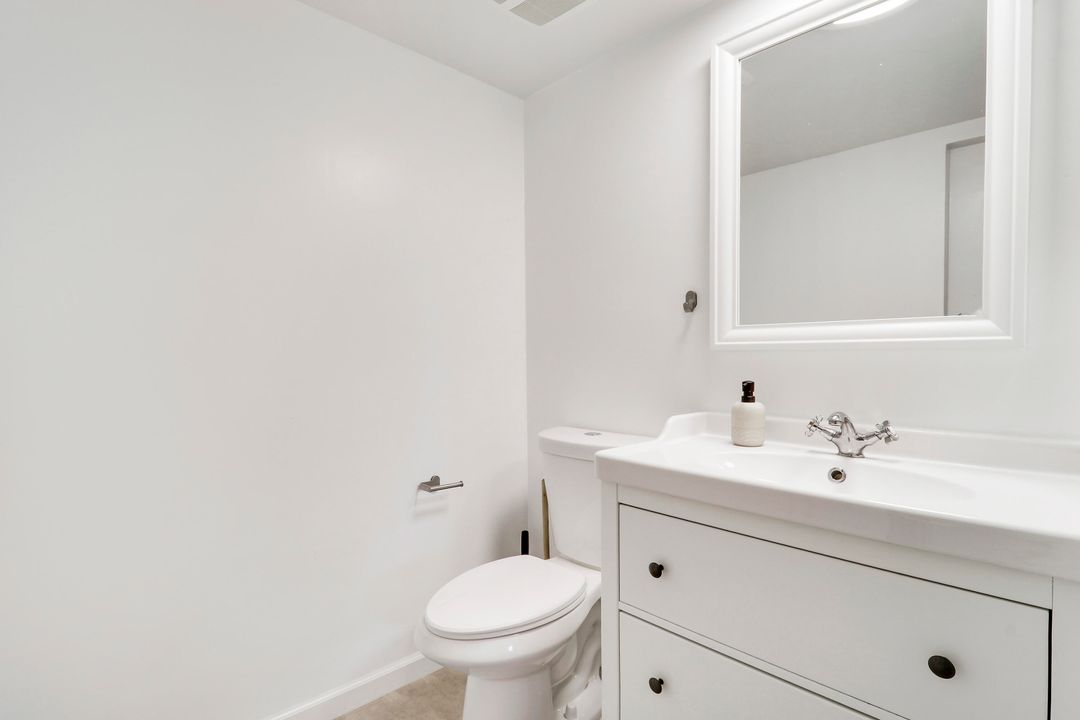 待售: $375,000 (2 贝兹, 2 浴室, 1320 平方英尺)