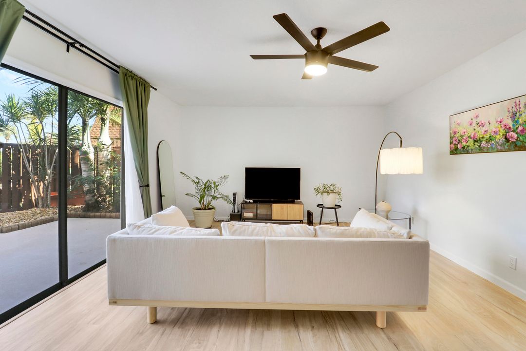 待售: $375,000 (2 贝兹, 2 浴室, 1320 平方英尺)