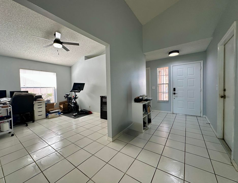 For Sale: $423,500 (3 beds, 2 baths, 1443 Square Feet)