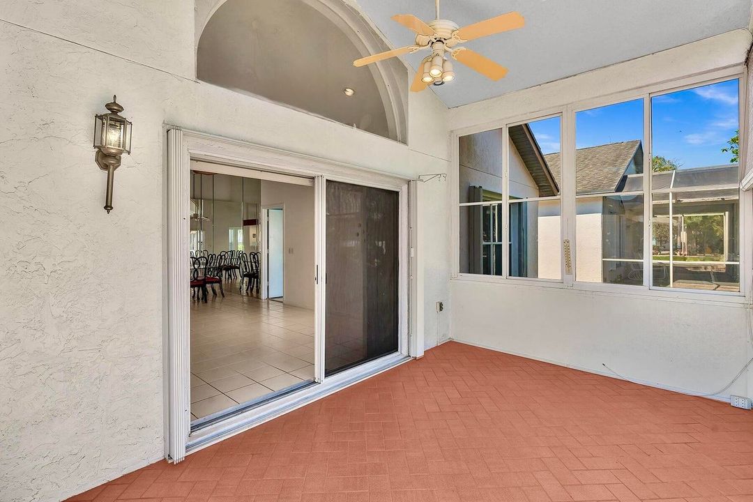 For Sale: $423,500 (3 beds, 2 baths, 1443 Square Feet)