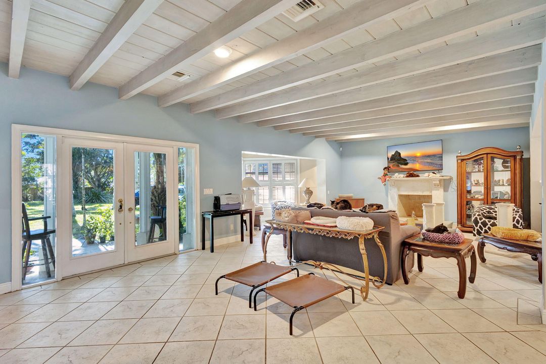 На продажу: $1,375,000 (4 спален, 3 ванн, 3704 Квадратных фут)