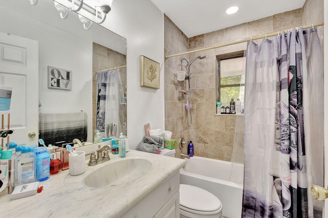 На продажу: $1,375,000 (4 спален, 3 ванн, 3704 Квадратных фут)