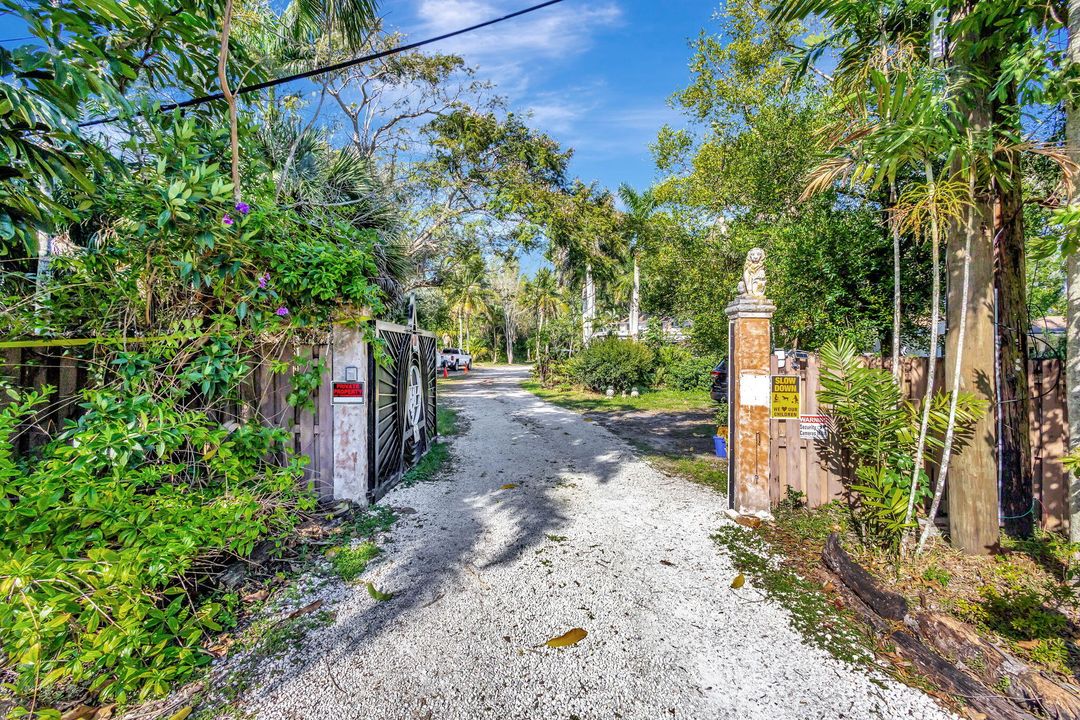 На продажу: $1,375,000 (4 спален, 3 ванн, 3704 Квадратных фут)