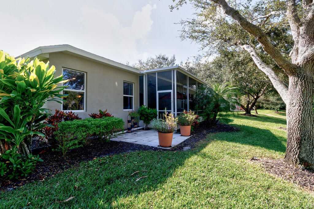 For Sale: $475,000 (4 beds, 2 baths, 2182 Square Feet)