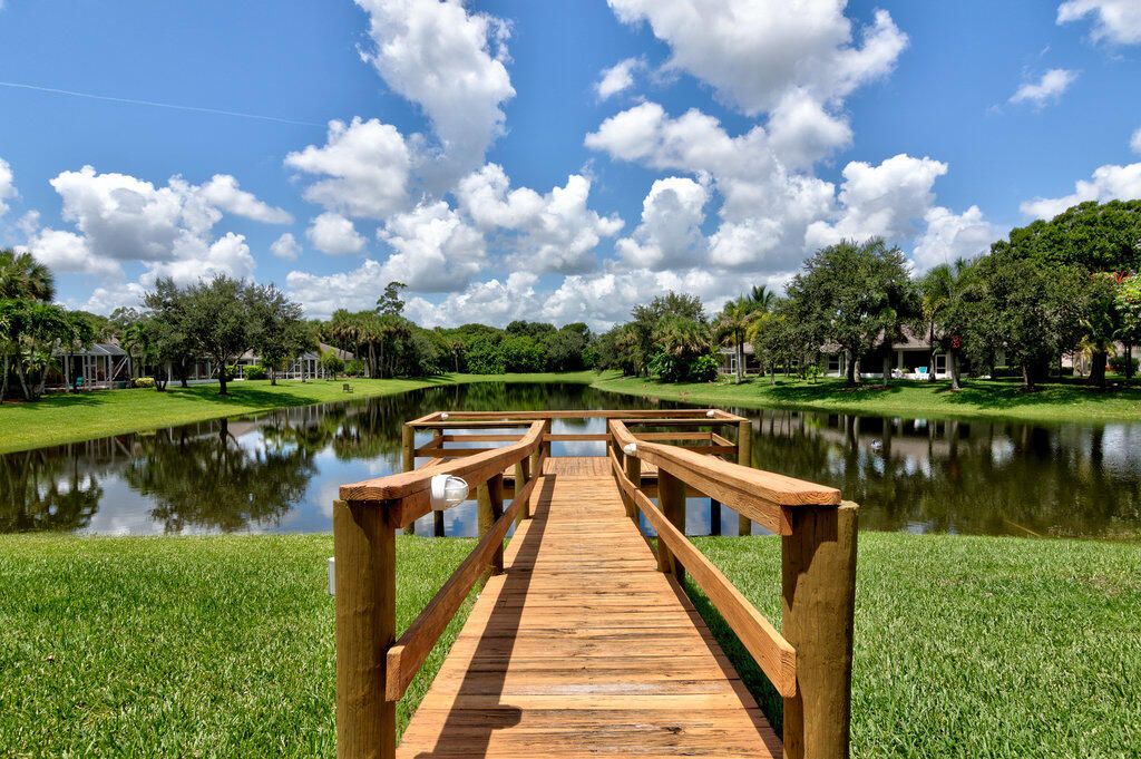 For Sale: $475,000 (4 beds, 2 baths, 2182 Square Feet)