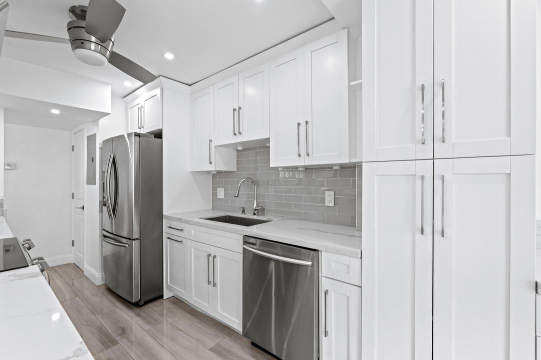 В аренду: $2,950 (2 спален, 2 ванн, 1300 Квадратных фут)