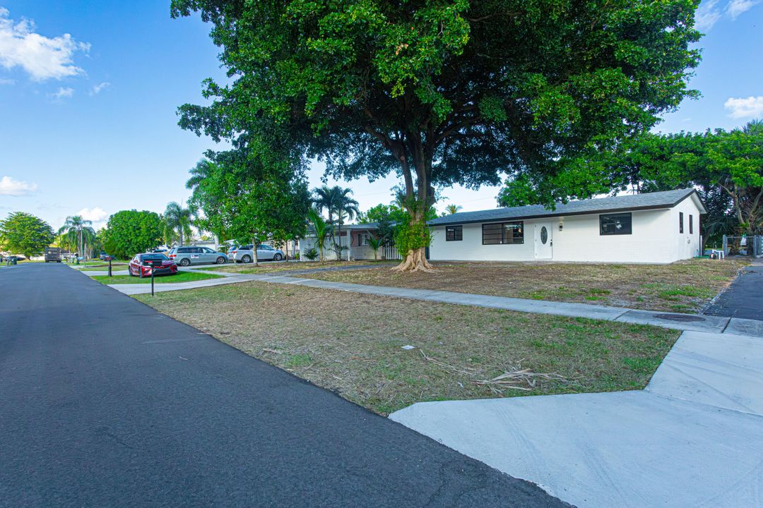 En Venta: $525,000 (3 camas, 2 baños, 1295 Pies cuadrados)