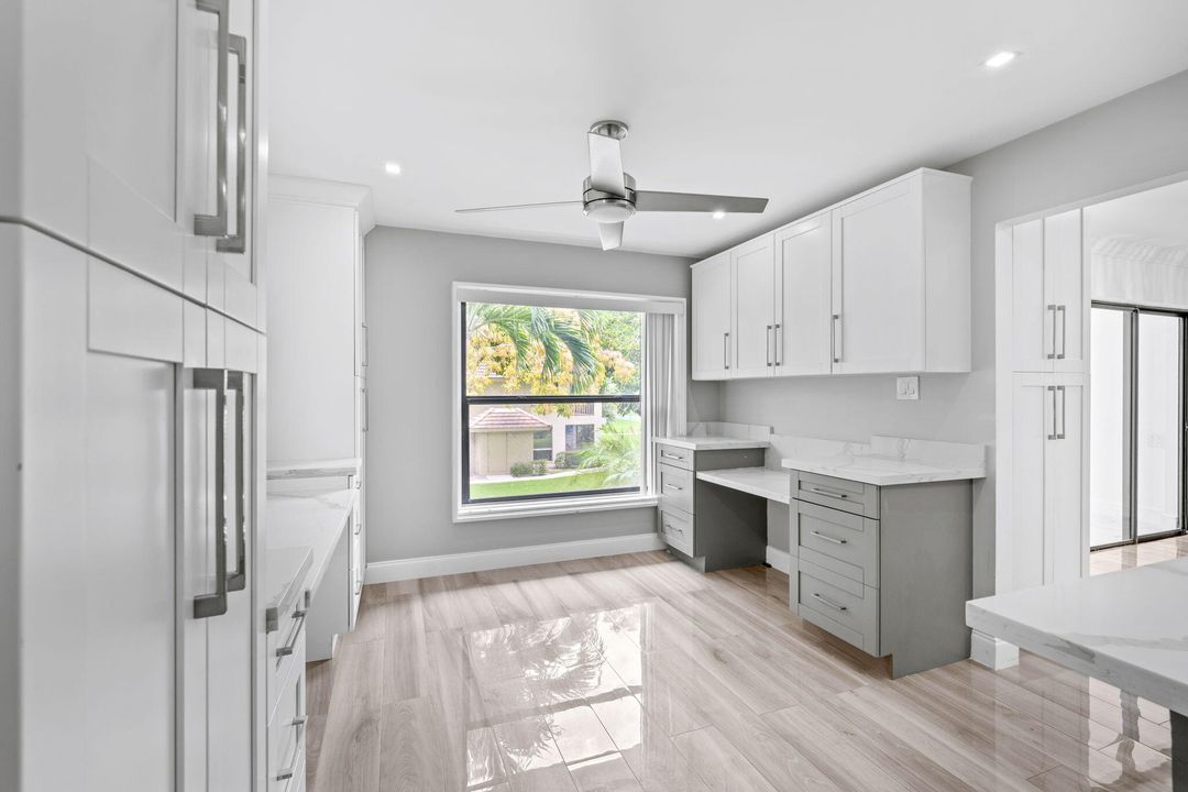 В аренду: $2,950 (2 спален, 2 ванн, 1300 Квадратных фут)