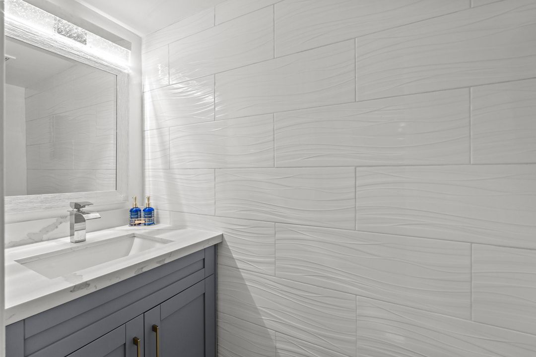 В аренду: $2,950 (2 спален, 2 ванн, 1300 Квадратных фут)