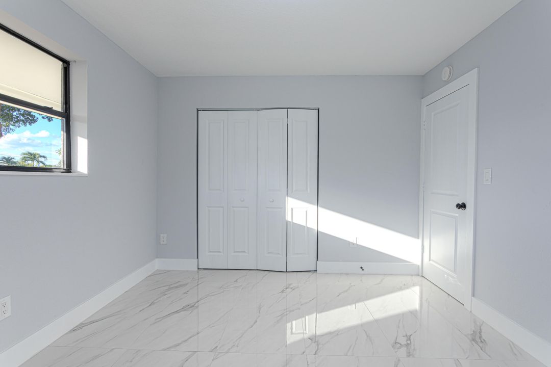 En Venta: $525,000 (3 camas, 2 baños, 1295 Pies cuadrados)