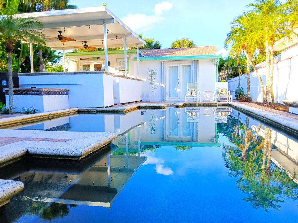 En Venta: $1,350,000 (4 camas, 3 baños, 2286 Pies cuadrados)