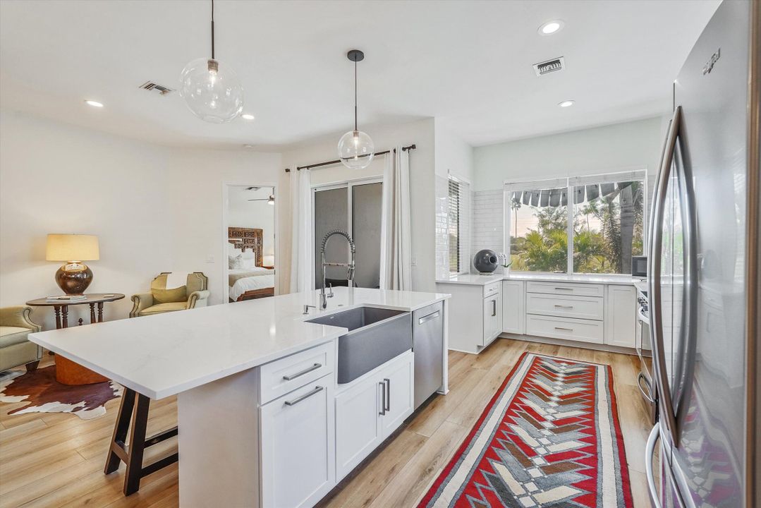 В аренду: $7,300 (3 спален, 2 ванн, 1863 Квадратных фут)