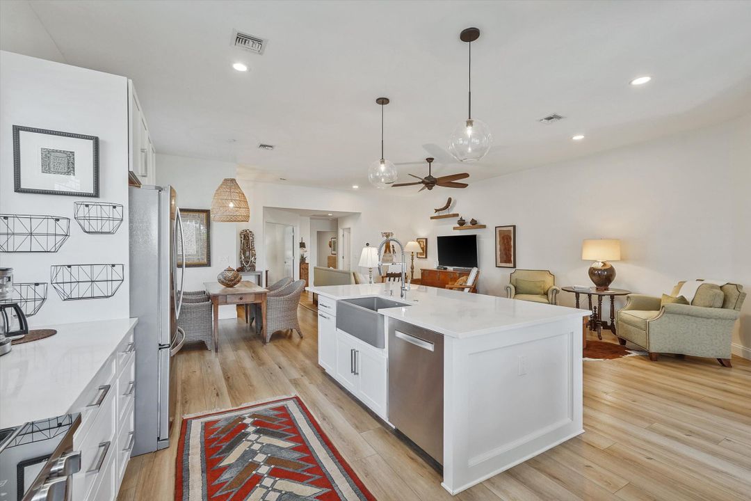 В аренду: $7,300 (3 спален, 2 ванн, 1863 Квадратных фут)