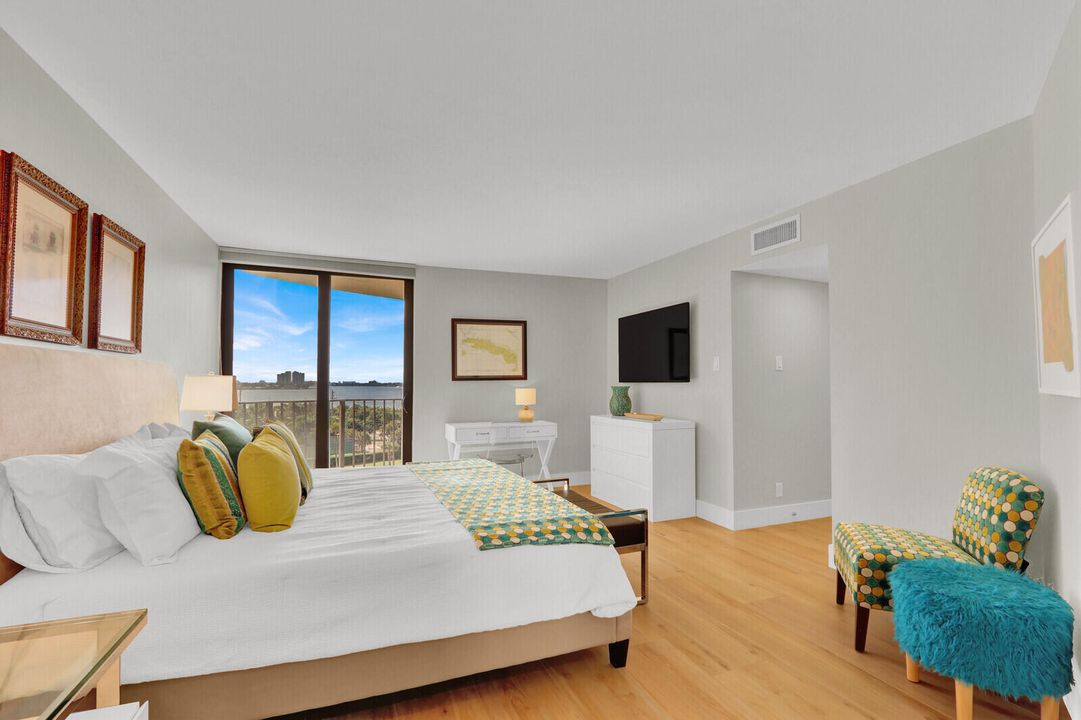 For Rent: $6,850 (2 beds, 2 baths, 1457 Square Feet)