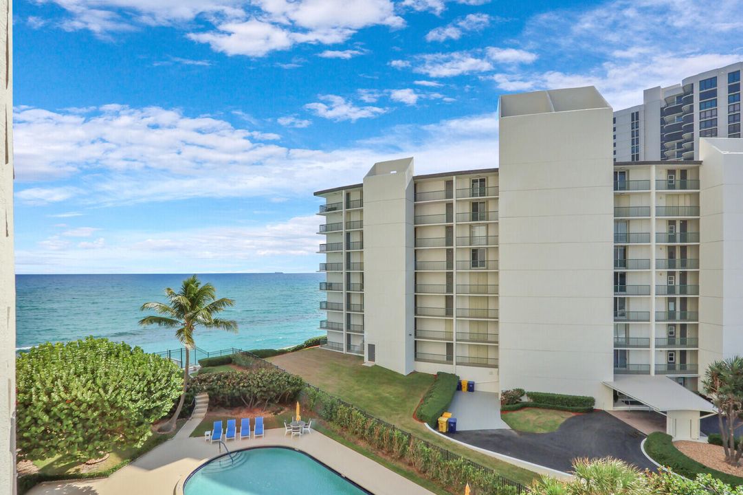 For Rent: $6,850 (2 beds, 2 baths, 1457 Square Feet)