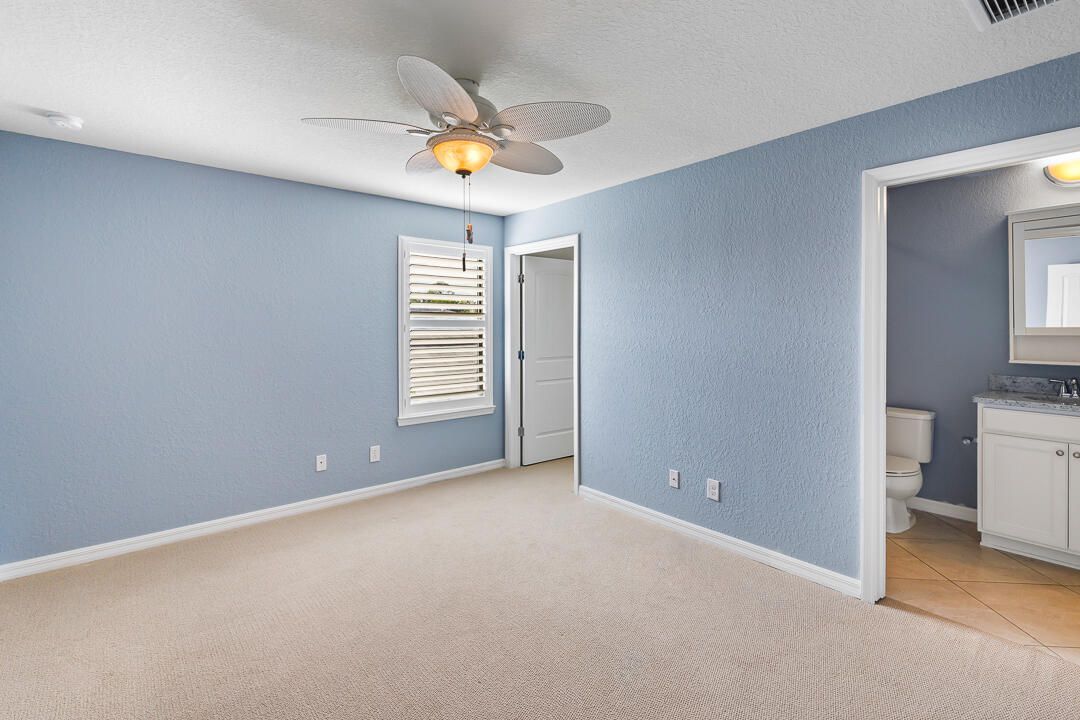 For Sale: $500,000 (3 beds, 3 baths, 2220 Square Feet)