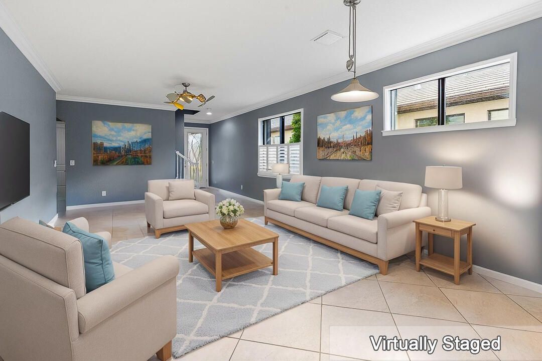 For Sale: $500,000 (3 beds, 3 baths, 2220 Square Feet)