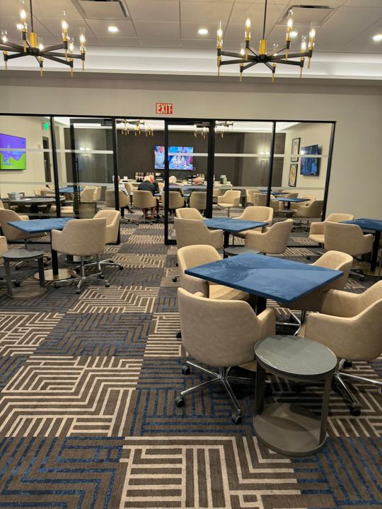 На продажу: $4,300,000 (5 спален, 6 ванн, 4489 Квадратных фут)