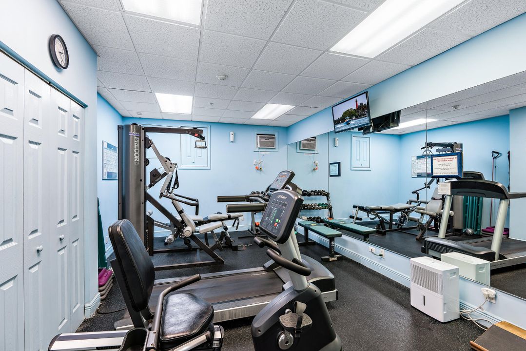 For Rent: $6,850 (2 beds, 2 baths, 1457 Square Feet)