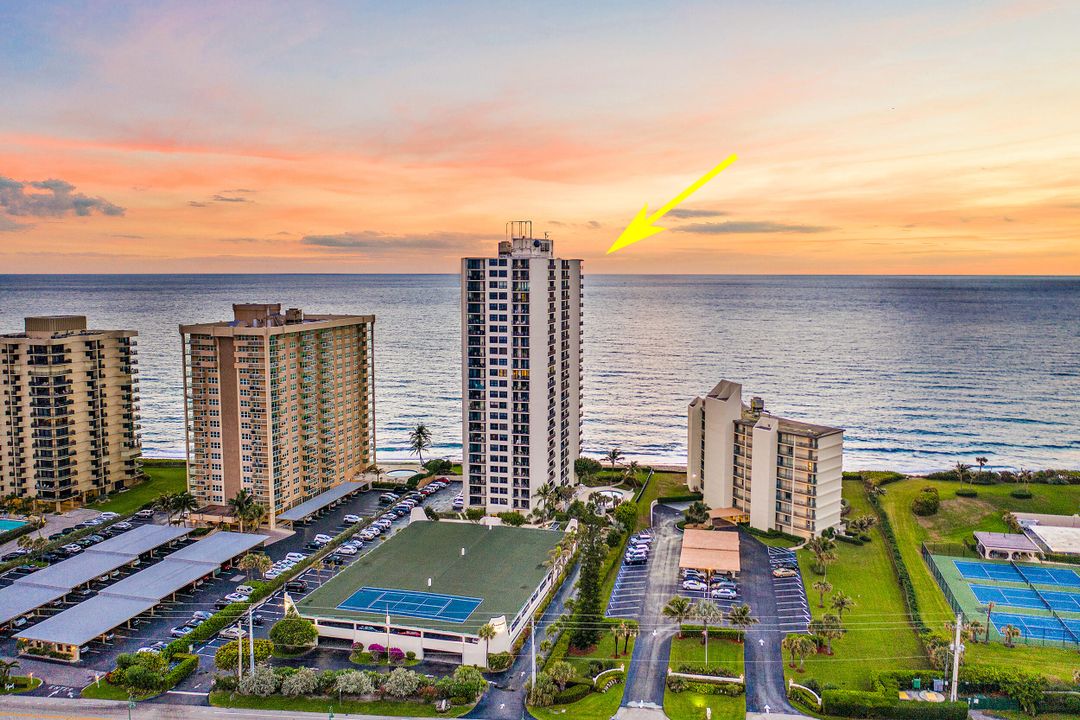 For Rent: $6,850 (2 beds, 2 baths, 1457 Square Feet)