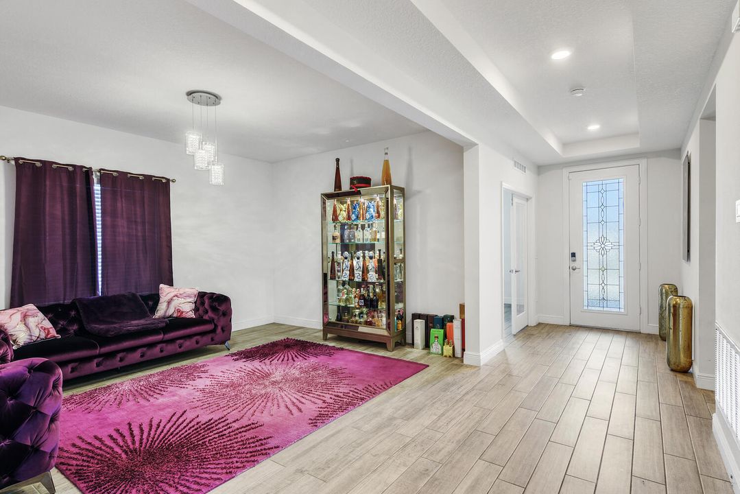 待售: $675,000 (4 贝兹, 3 浴室, 3280 平方英尺)