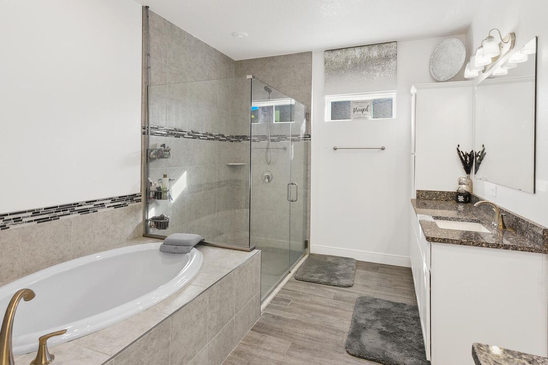 待售: $675,000 (4 贝兹, 3 浴室, 3280 平方英尺)