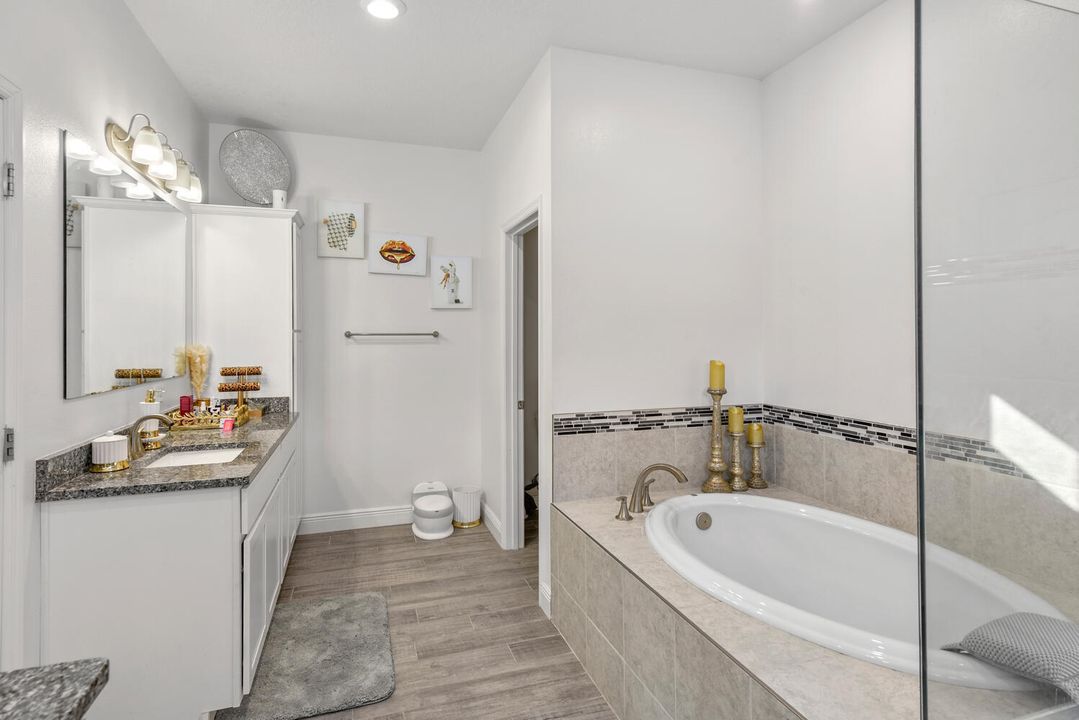 待售: $675,000 (4 贝兹, 3 浴室, 3280 平方英尺)